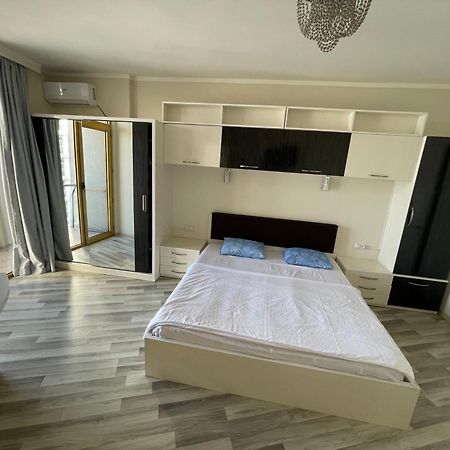 Sea View Apartment Batum Dış mekan fotoğraf
