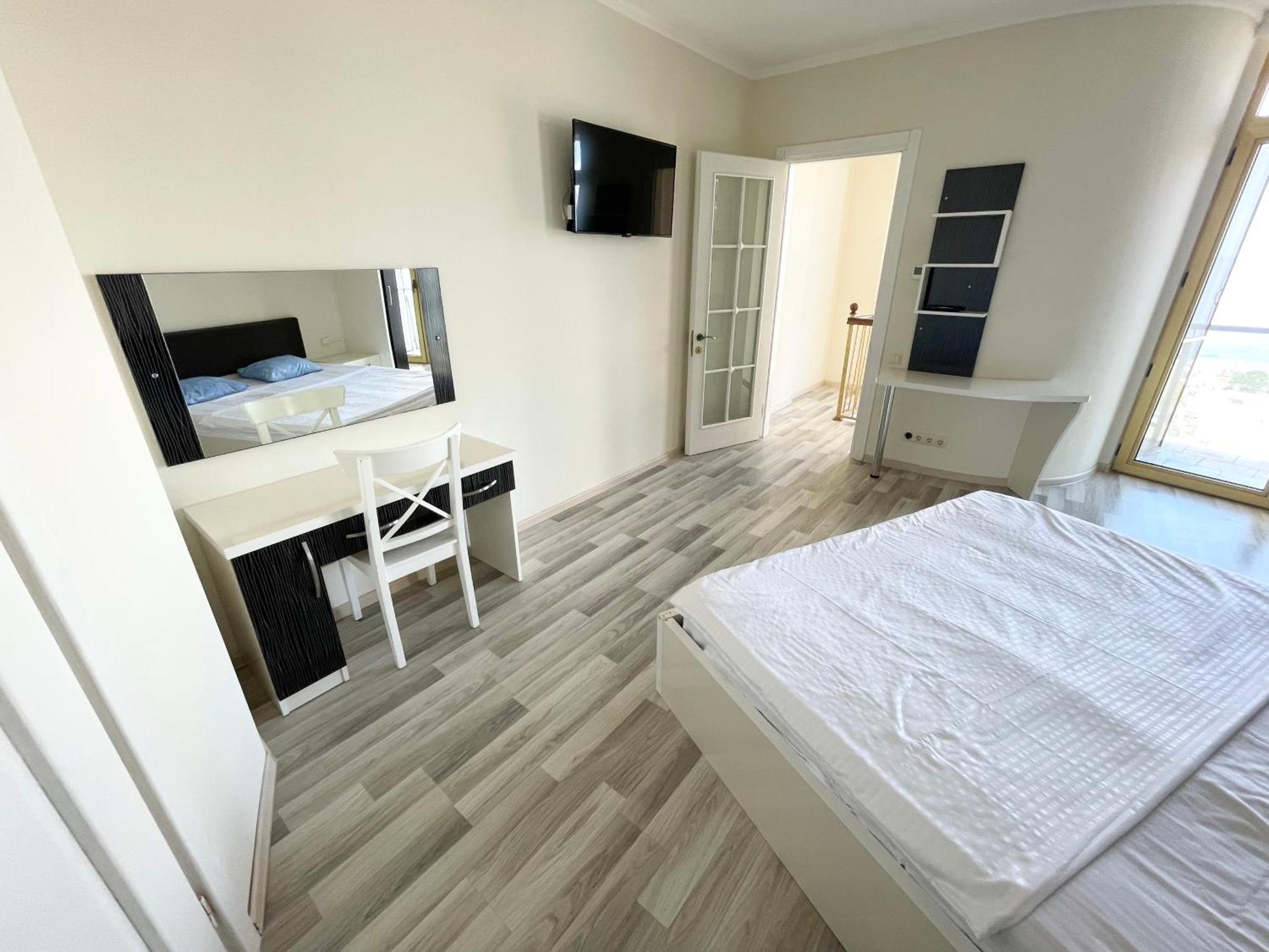 Sea View Apartment Batum Dış mekan fotoğraf