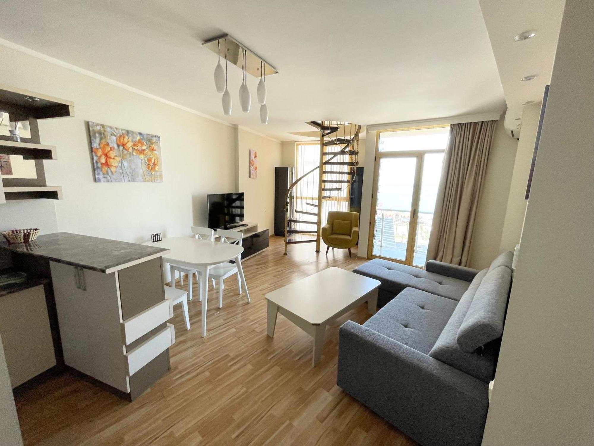 Sea View Apartment Batum Dış mekan fotoğraf